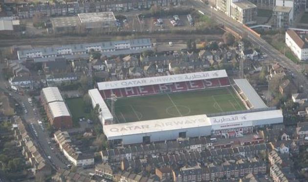 Sân vận động Gtech Community Stadium: Cái nôi mới của Brentford FC và những câu chuyện phía sau